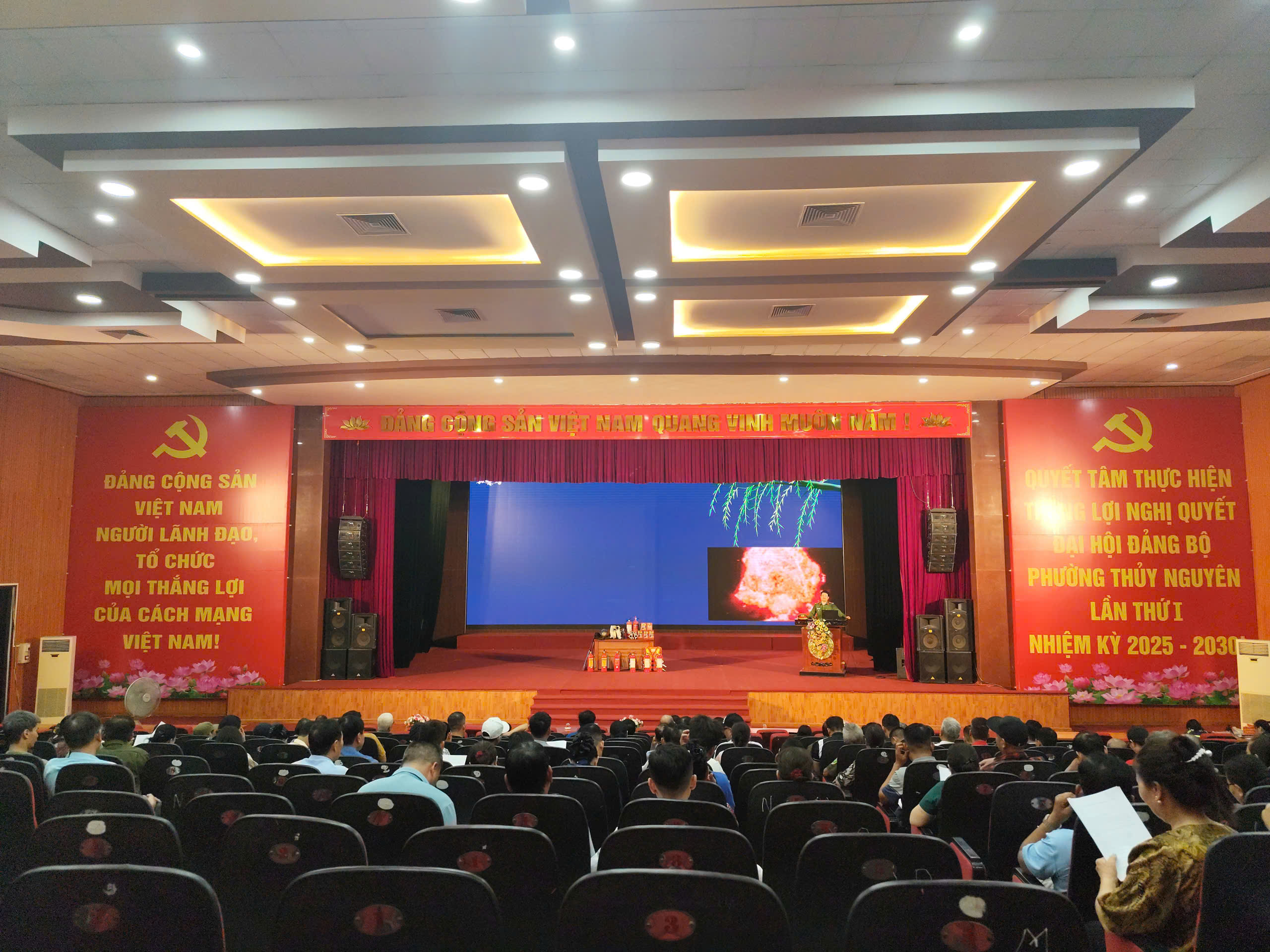 Công an phường Thủy Nguyên: Huấn luyện, bồi dưỡng nghiệp vụ PCCC và CNCH cho lãnh đạo UBND và cán bộ cơ sở